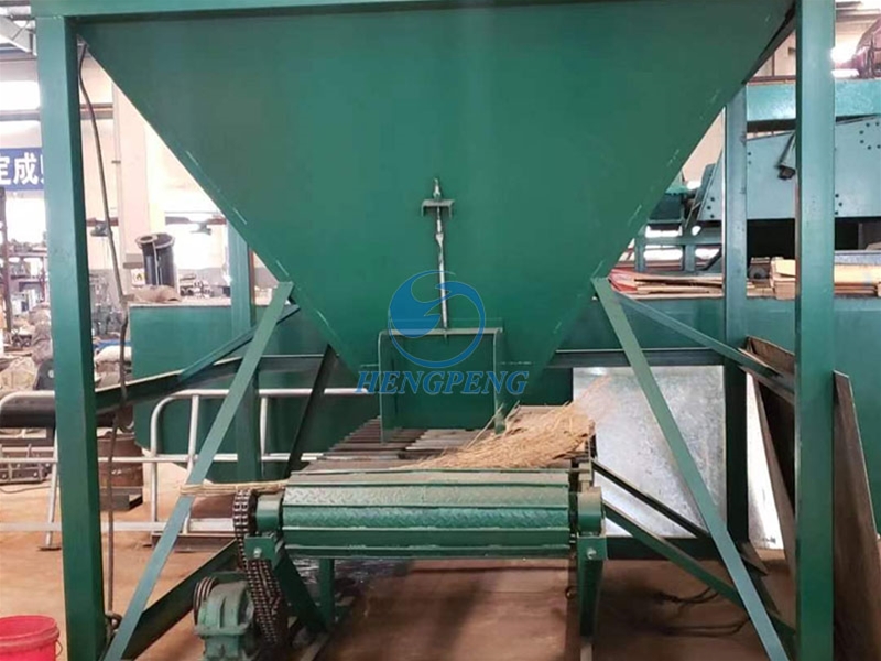 Sand sieving machine