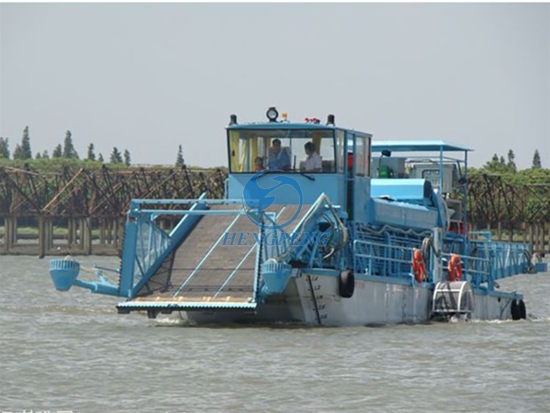 Weed Cutting Vessel