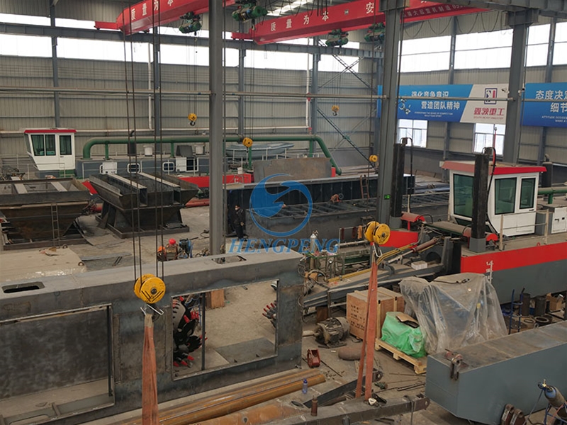 Mini cutter sution dredger