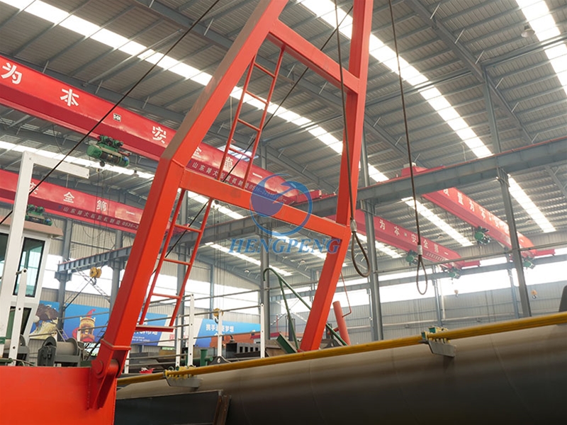 Small cutter suction dredger