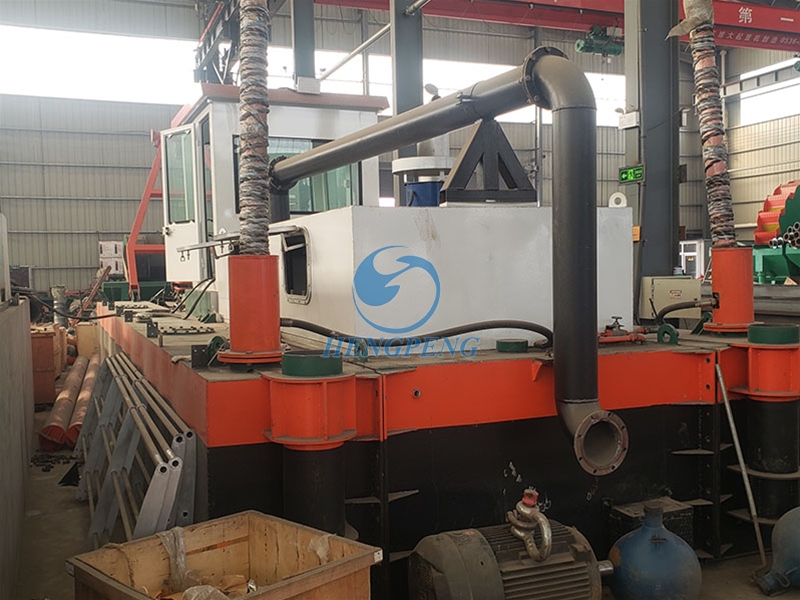 Small cutter suction dredger