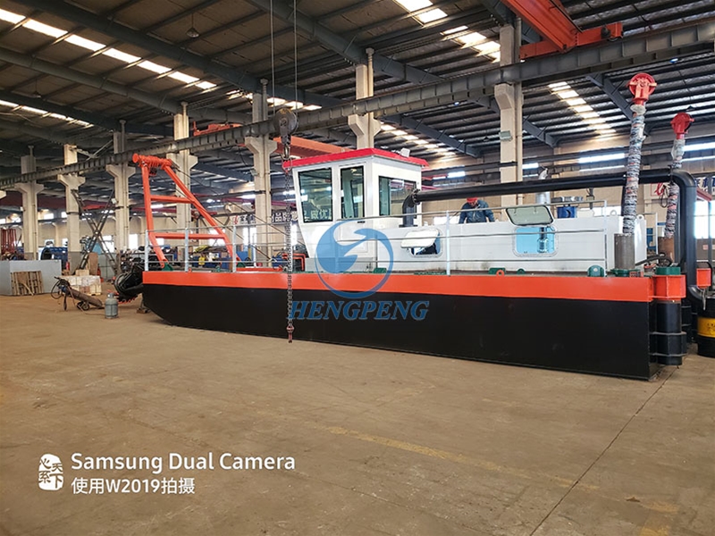Small cutter suction dredger