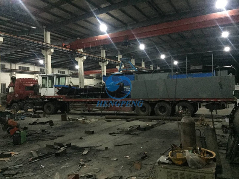 Small cutter suction dredger
