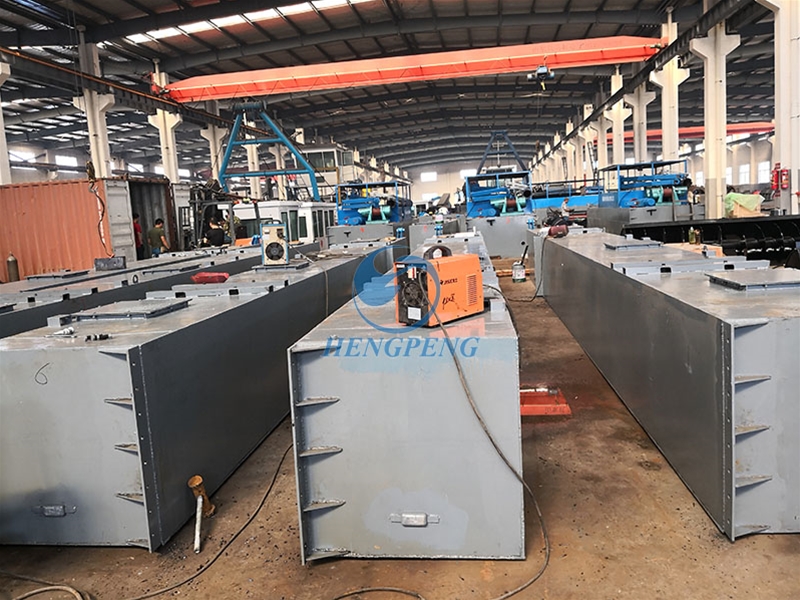 Small cutter suction dredger