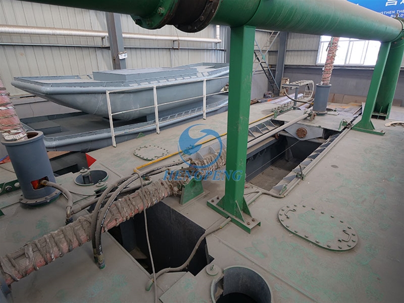 Small cutter suction dredger