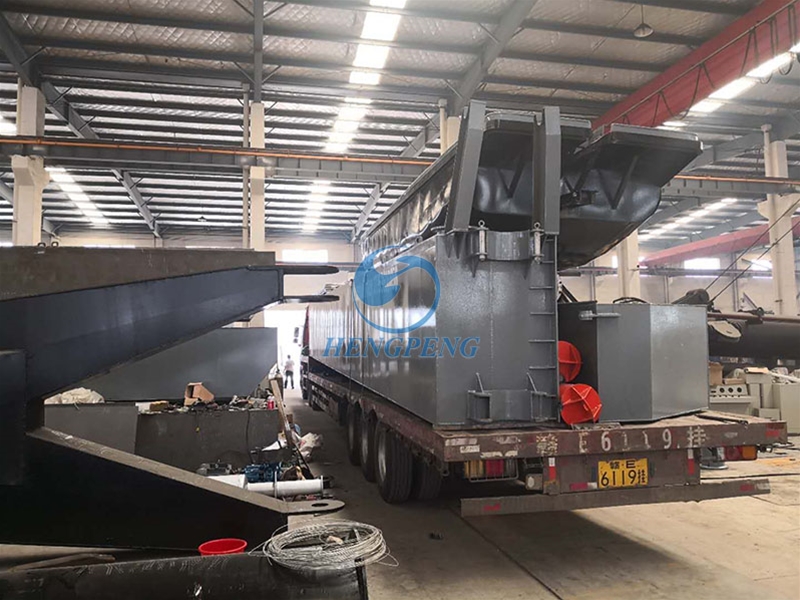 Medium cutter suction dredger