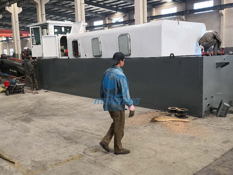 Medium cutter suction dredger